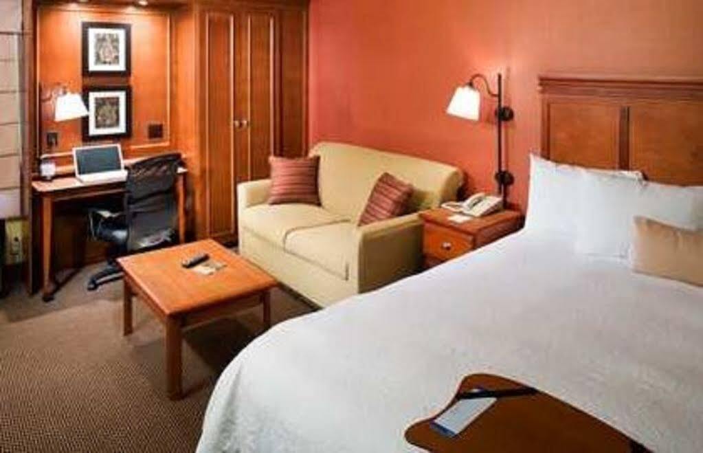 Hampton Inn Los Angeles Santa Clarita Esterno foto